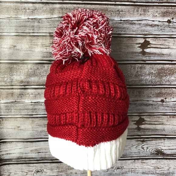 Crimson Tide Alabama Game day beanie with pom. - Picture 2 of 6